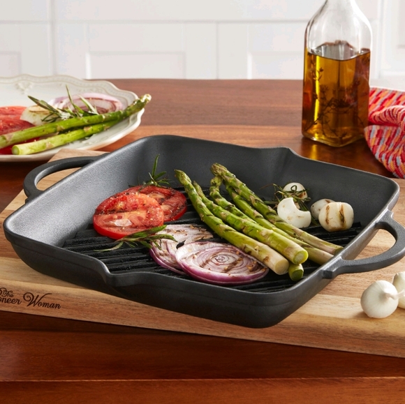 PW Preseasoned Cast 11" Grill Square Pan